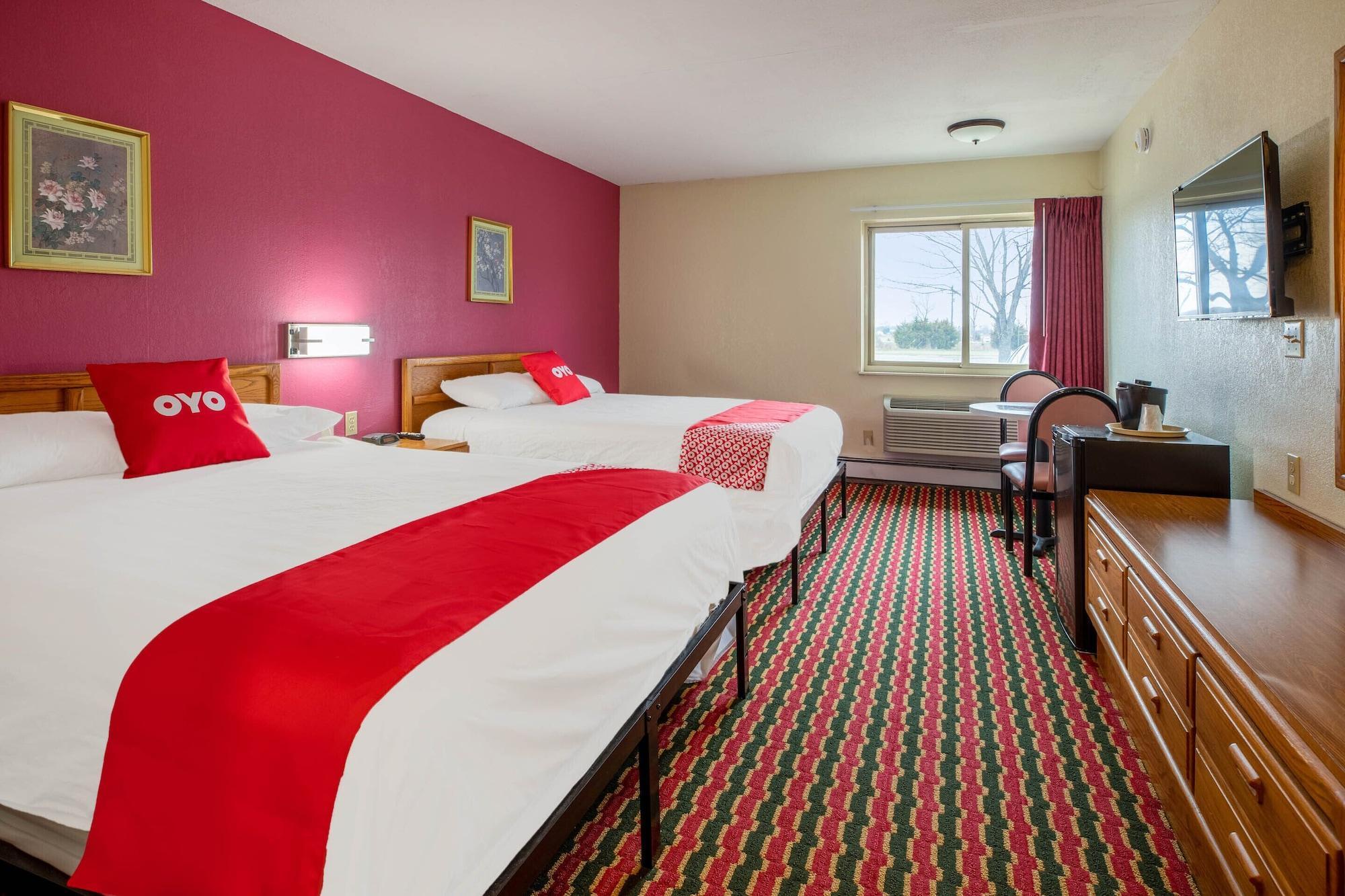 Oyo Hotel Chesaning Route 52 & Hwy 57 Kültér fotó