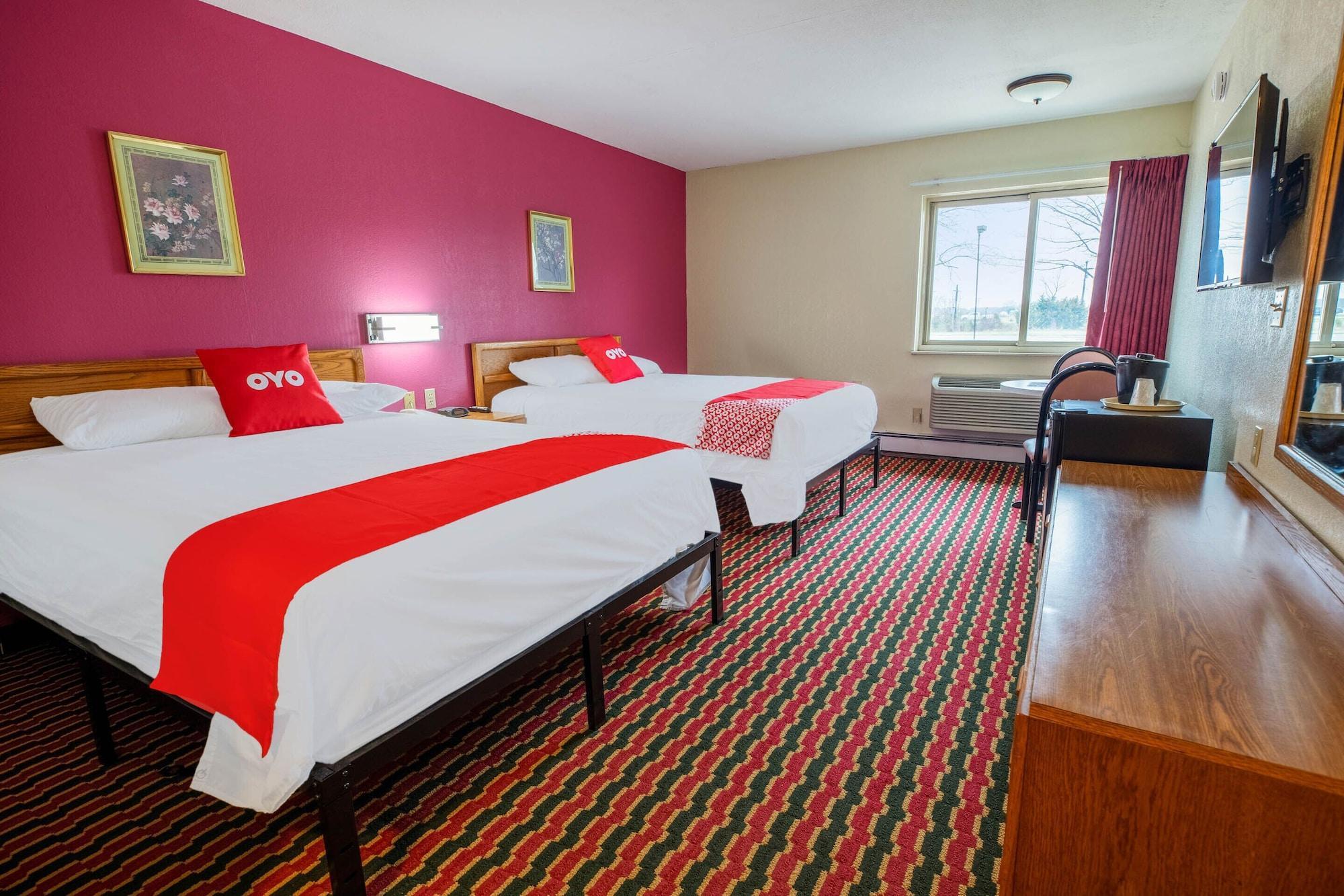 Oyo Hotel Chesaning Route 52 & Hwy 57 Kültér fotó