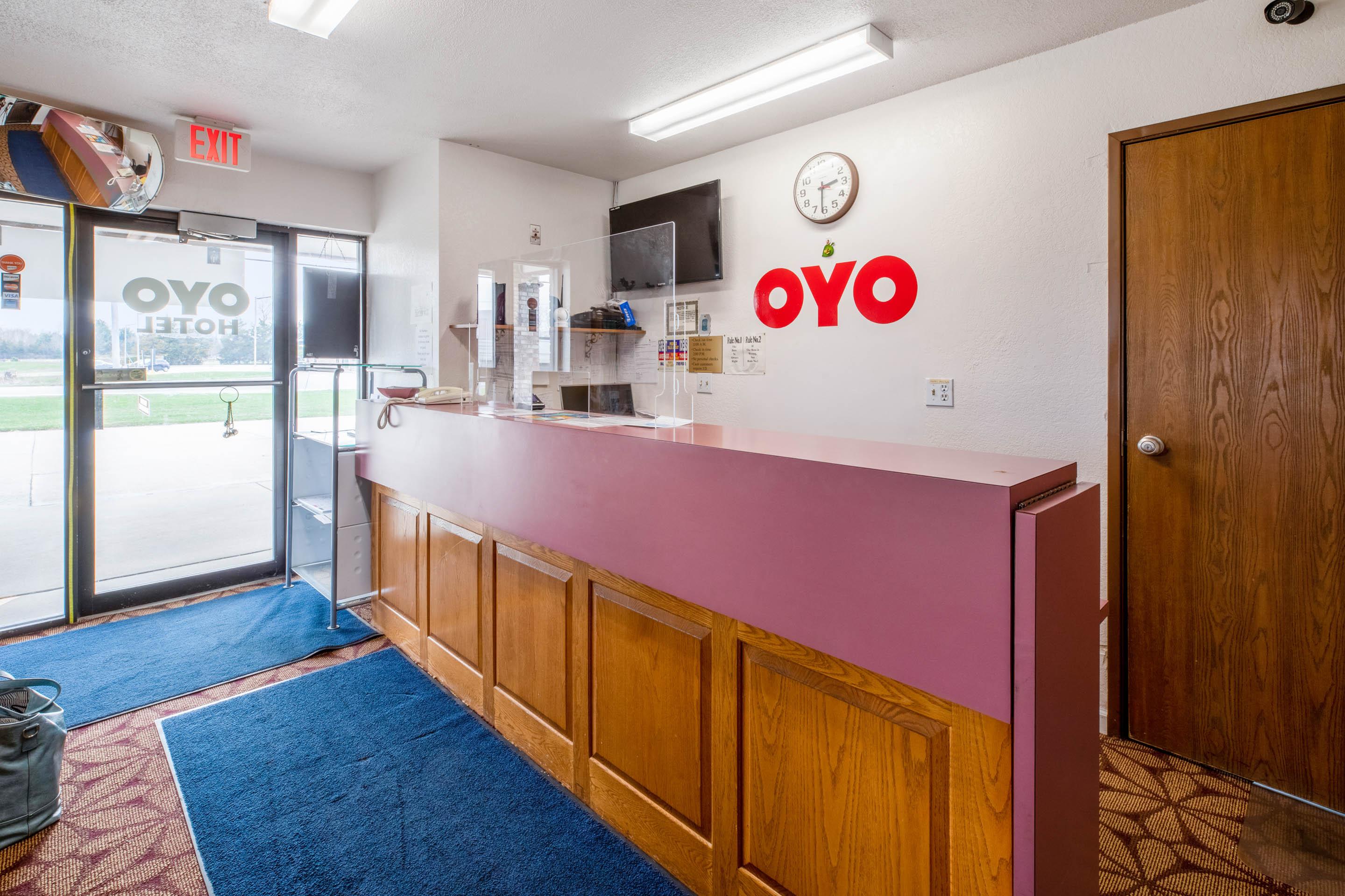 Oyo Hotel Chesaning Route 52 & Hwy 57 Kültér fotó